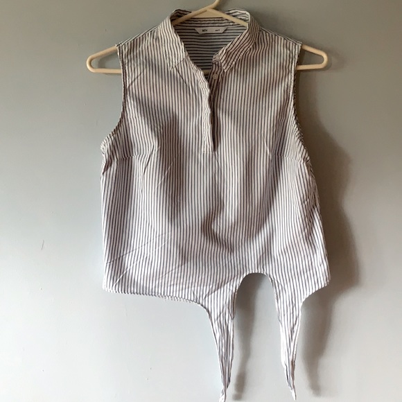 *2/$30* Lativ sleeveless striped collar tank - Picture 2 of 5